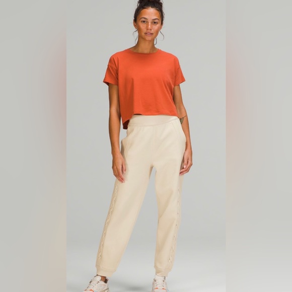 NWT Lululemon Braided Detail HR Joggers Size 6 Cream Color - Picture 5 of 16